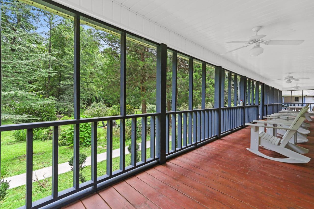 2 Separate Cabins Along A Peaceful Creek With Resort Amenities Ellijay Esterno foto